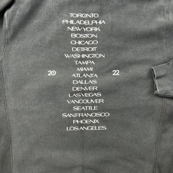 The Weeknd XO After Hours Til Dawn Sweatshirt Mens Medium Tour 2022 Crewneck - Picture 4 of 8